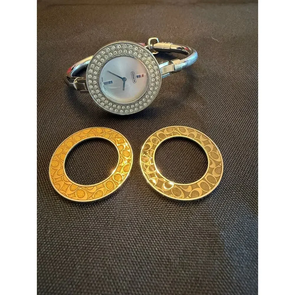Vintage Coach interchangeable bezel bangle watch gift set 0274, never used 6.5”